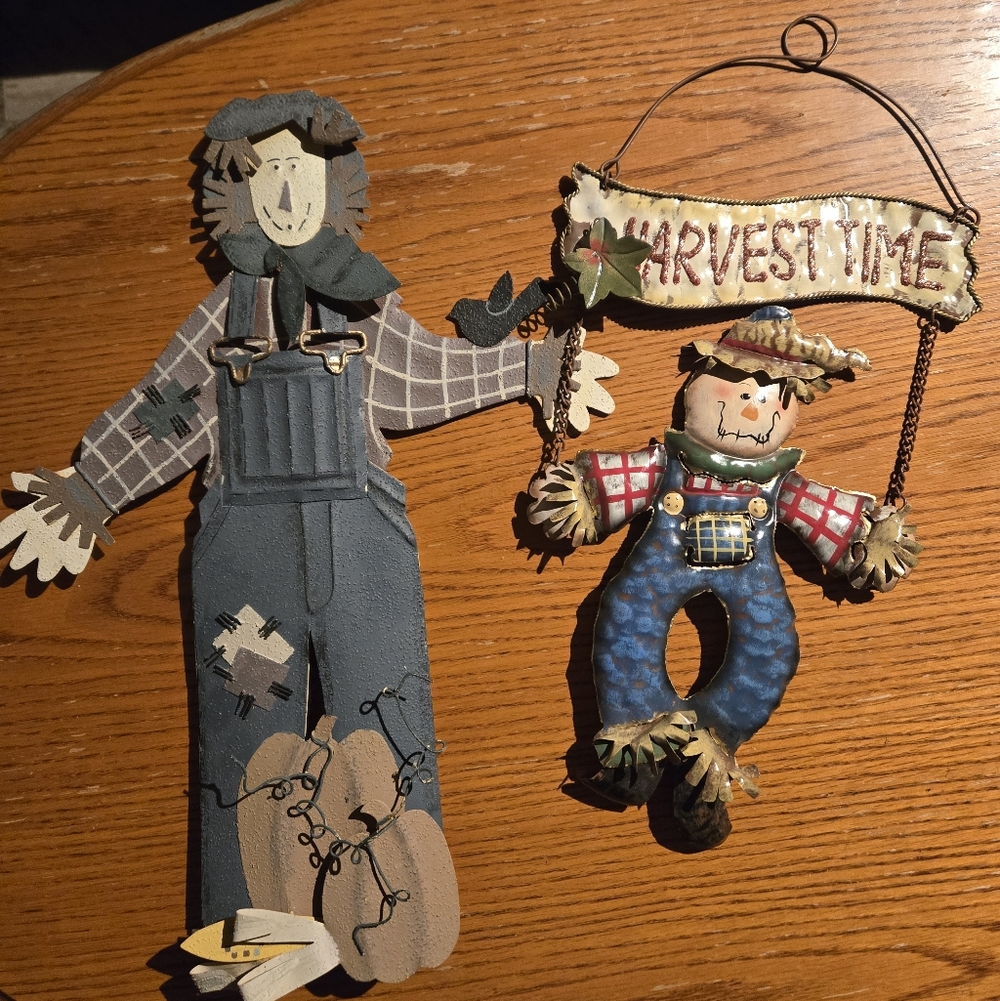Charming Harvest Time Scarecrow Wall Decor